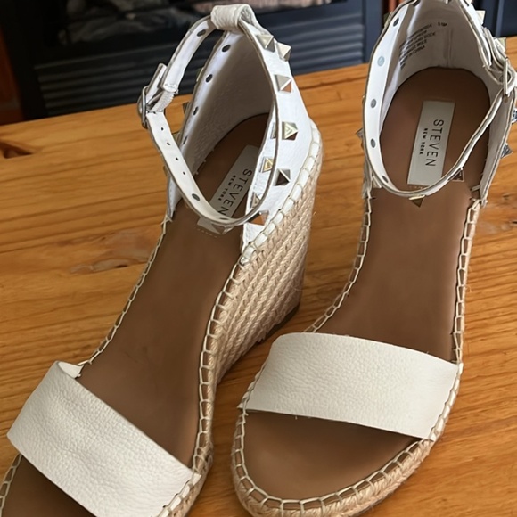 Steven New York White Wedge Retro Dress Shoe; Size 9.5 - Picture 5 of 5